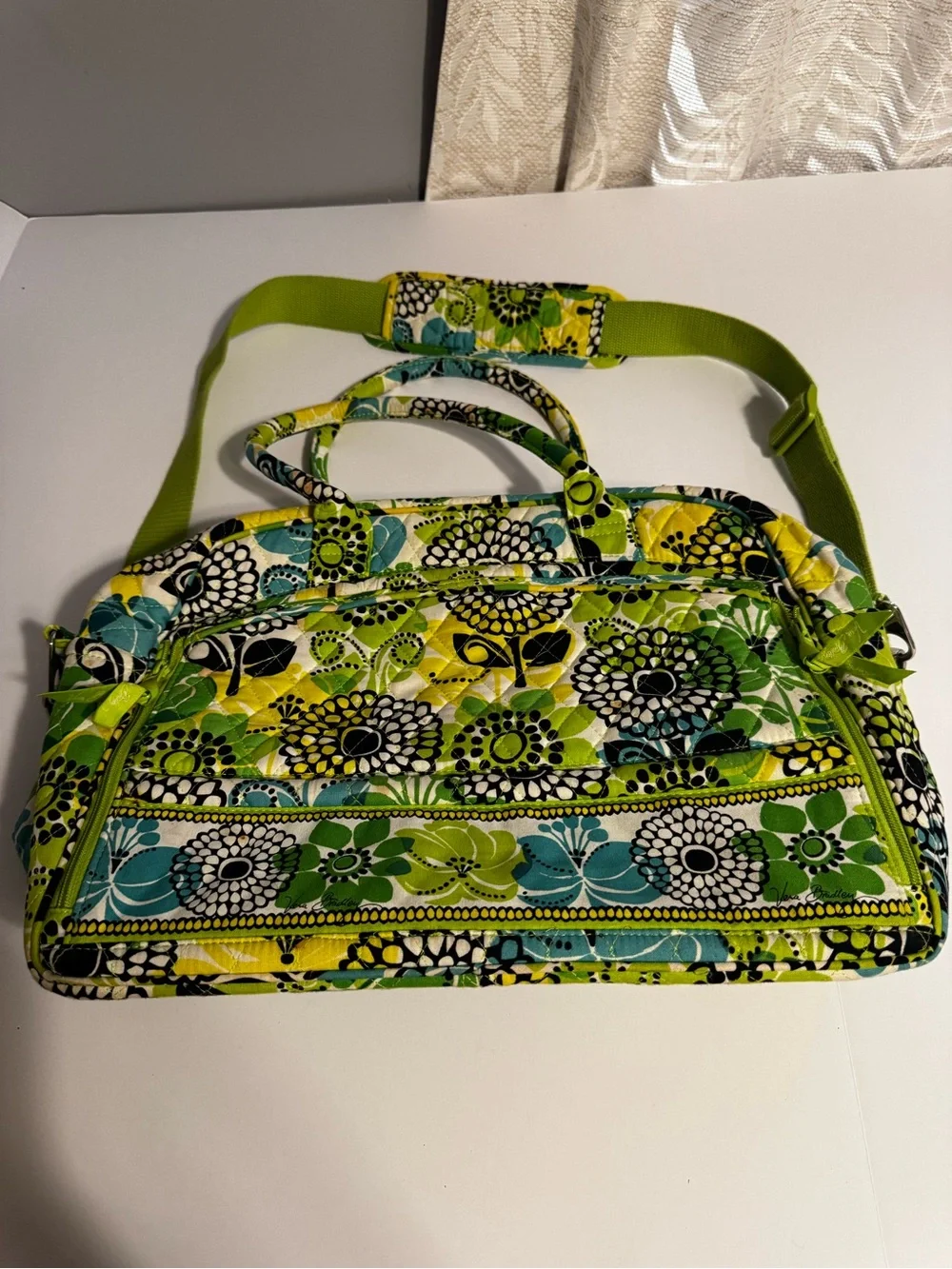 Vera Bradley Retired LIME’S UP Messenger/Lap Top Bag Green/Yellow/ White Padded